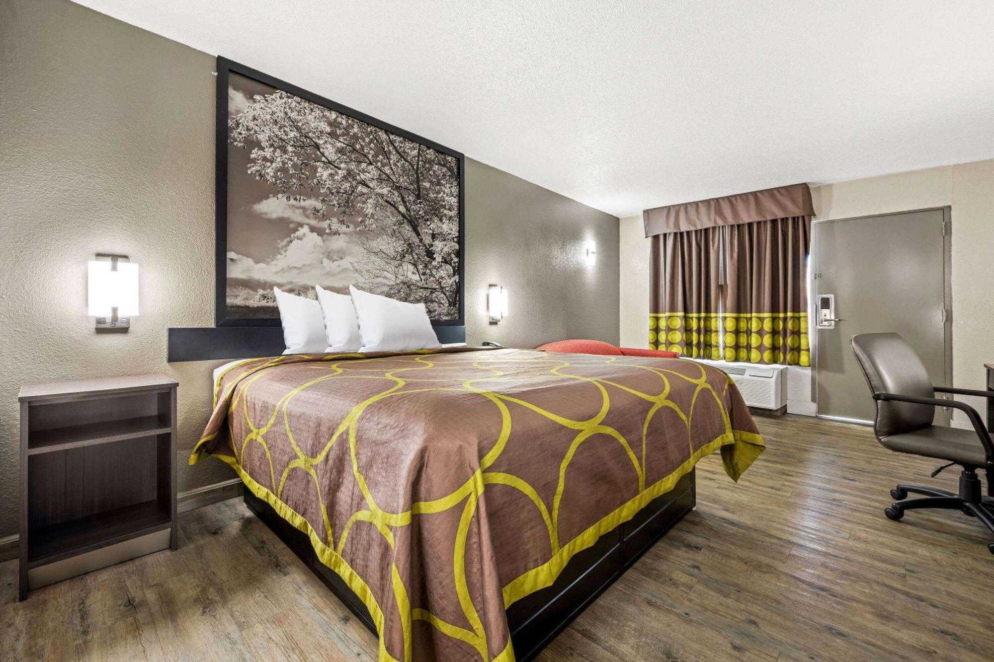 ซูเปอร์ 8 บาย วินด์แฮม แกรีส์เบิร์ก/โรอาโนก แรพิดส์ Hotel Garysburg ภายนอก รูปภาพ